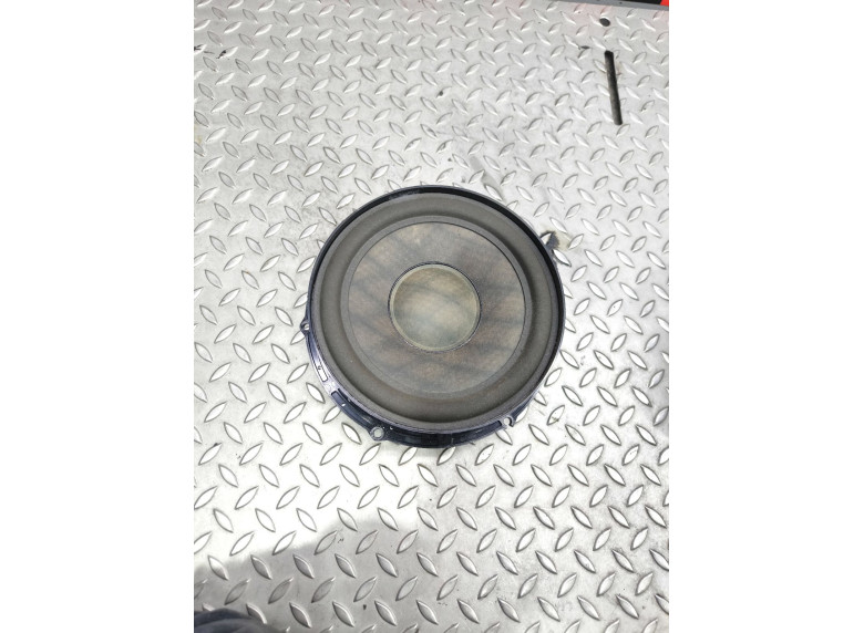 Динамик к Volkswagen Touran, 2007г.