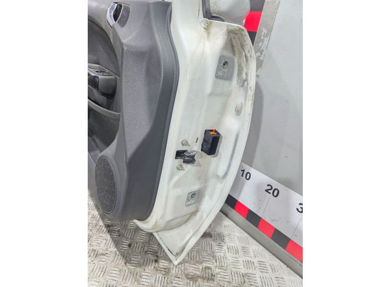 Дверь передняя левая к Opel Corsa, 2010г.