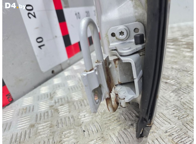 Петля двери передней левой к Audi A6 undefined г.