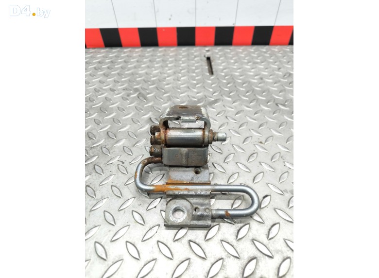 Петля двери передней правой к Audi A6 undefined г.