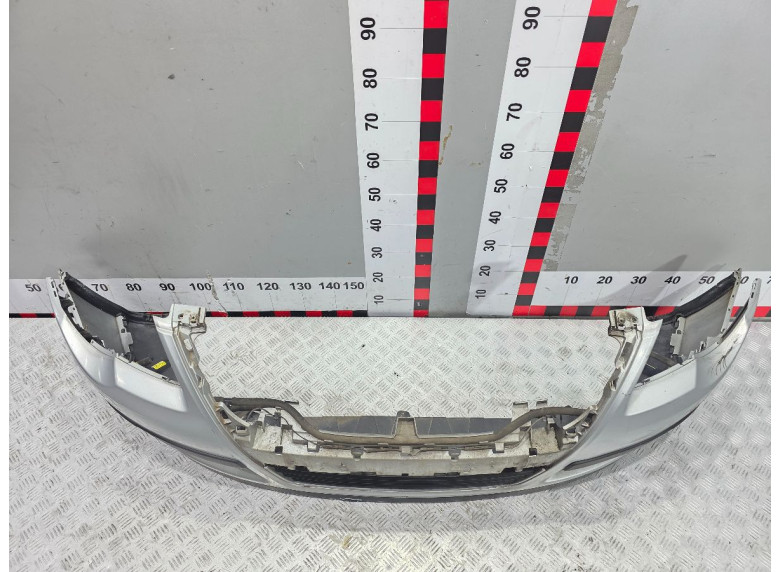 Бампер передний к Volkswagen Passat, 2007г.