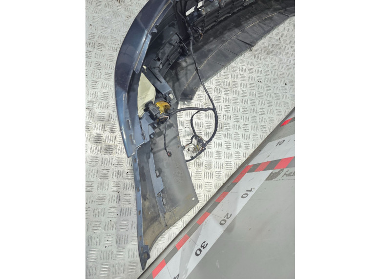 Бампер передний к Volkswagen Passat, 2007г.