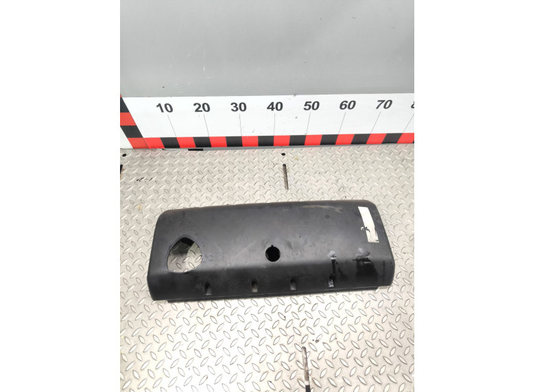 Декоративная крышка двигателя к Volkswagen Transporter, 2004г.