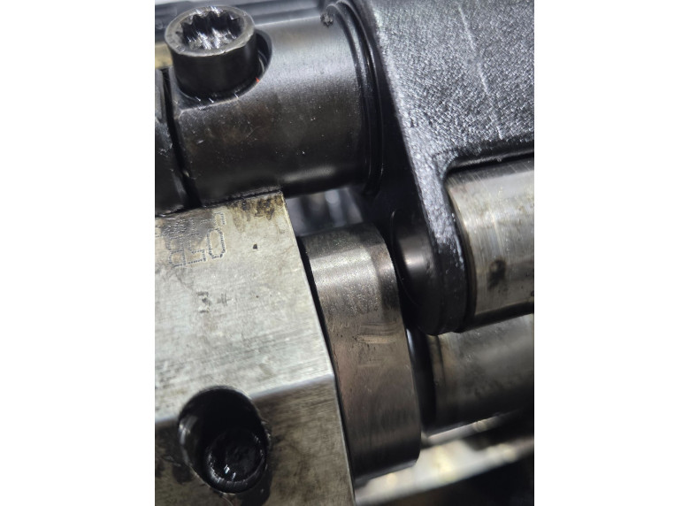 Головка блока цилиндров к Volkswagen Transporter, 2005г.