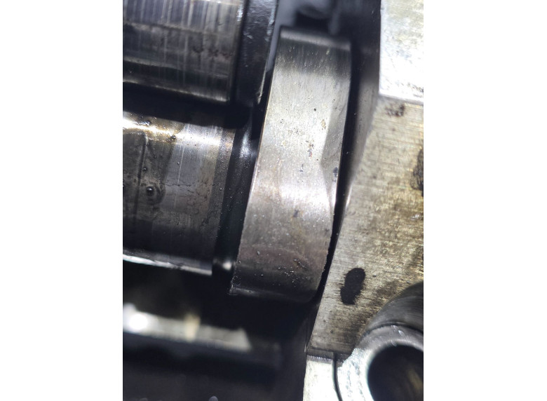 Головка блока цилиндров к Volkswagen Transporter, 2005г.