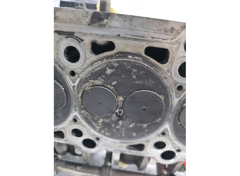 Головка блока цилиндров к Volkswagen Transporter, 2005г.