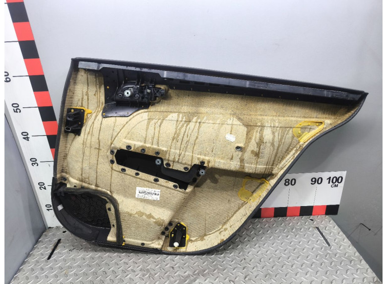 Обшивка двери задней левой (дверная карта) к Opel Astra, 2006г.