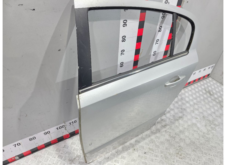 Дверь задняя левая к Opel Astra, 2006г.