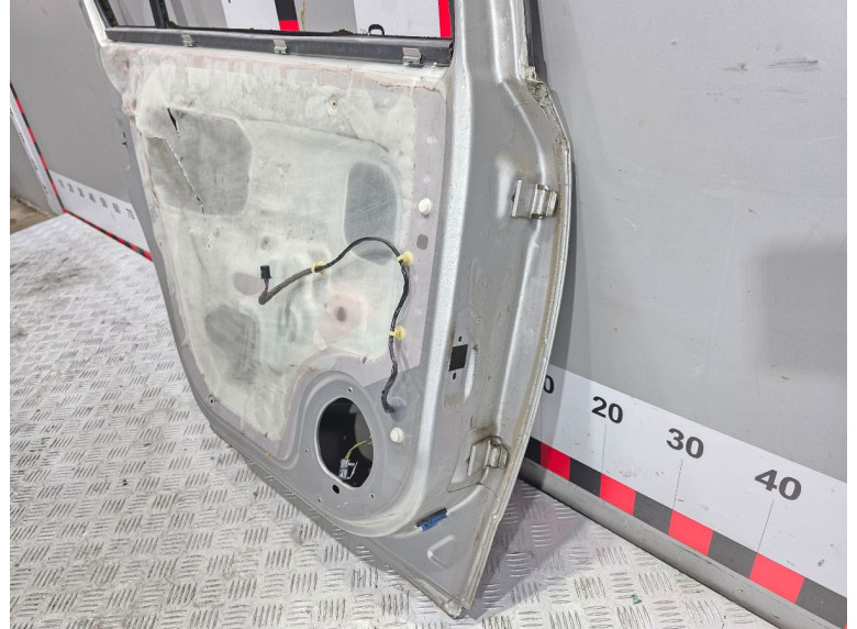 Дверь задняя левая к Opel Astra, 2006г.