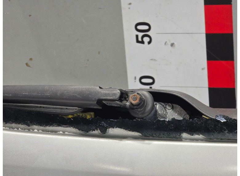 Моторчик заднего стеклоочистителя (дворника) к Opel Astra, 2006г.