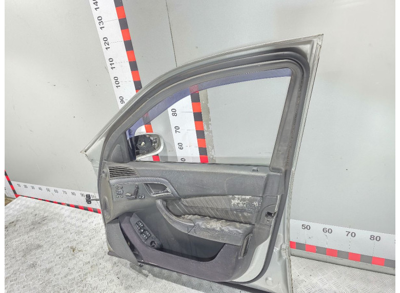Дверь передняя правая к Mercedes S W220, 2004г.