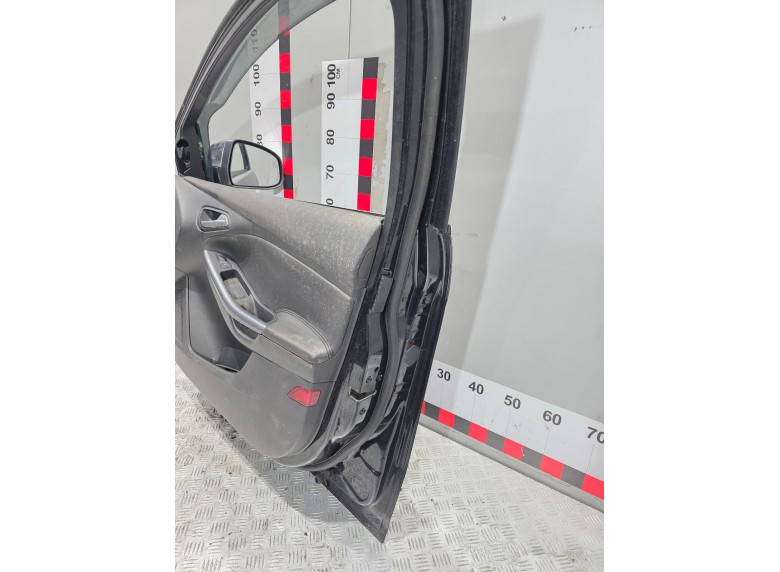 Дверь передняя правая к Дверь передняя правая к Ford Focus undefined г. Focus