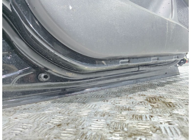 Дверь передняя левая к Дверь передняя левая к Ford Focus undefined г. Focus