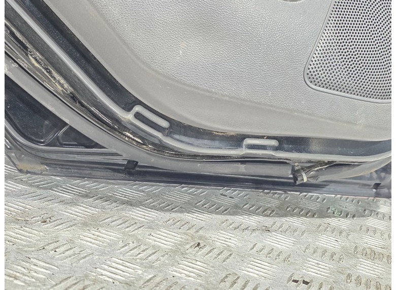 Дверь задняя левая к Дверь задняя левая к Ford Focus undefined г. Focus