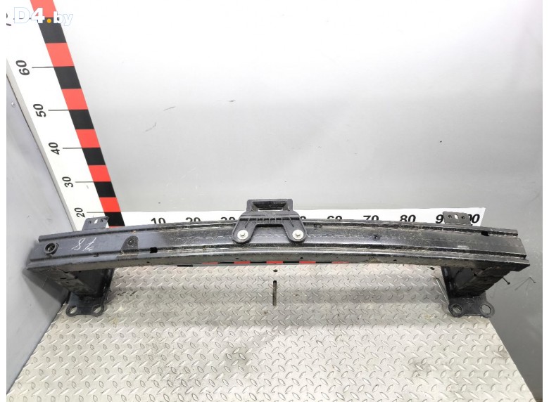 Усилитель бампера переднего к Renault Megane undefined г.