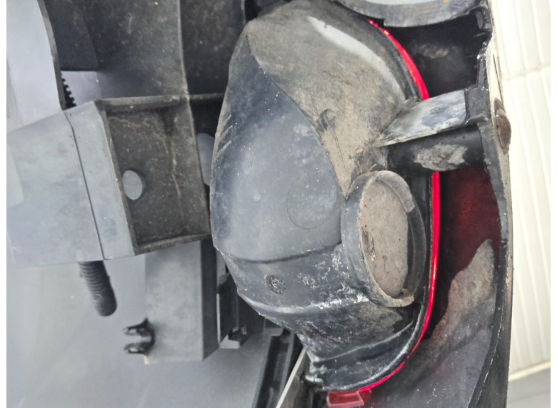 Фонарь противотуманный левый к Renault Laguna, 2010г.