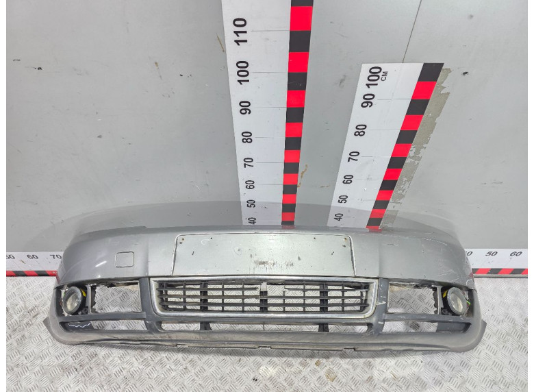 Бампер передний к Audi A4, 2002г.