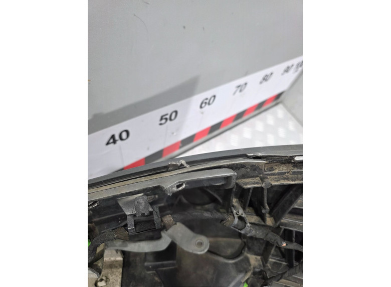 Бампер передний к Audi A4, 2002г.
