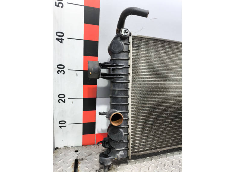 Радиатор (основной) к Opel Astra, 2005г.