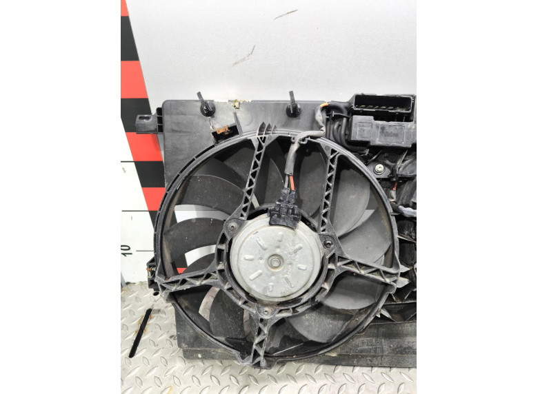 Вентилятор радиатора к Opel Vectra, 2006г.