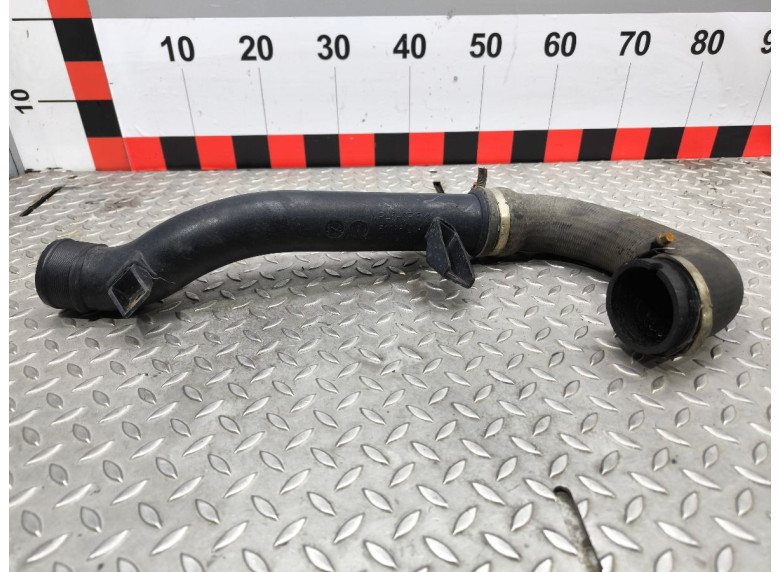 Патрубок интеркулера к Opel Vectra, 2004г.