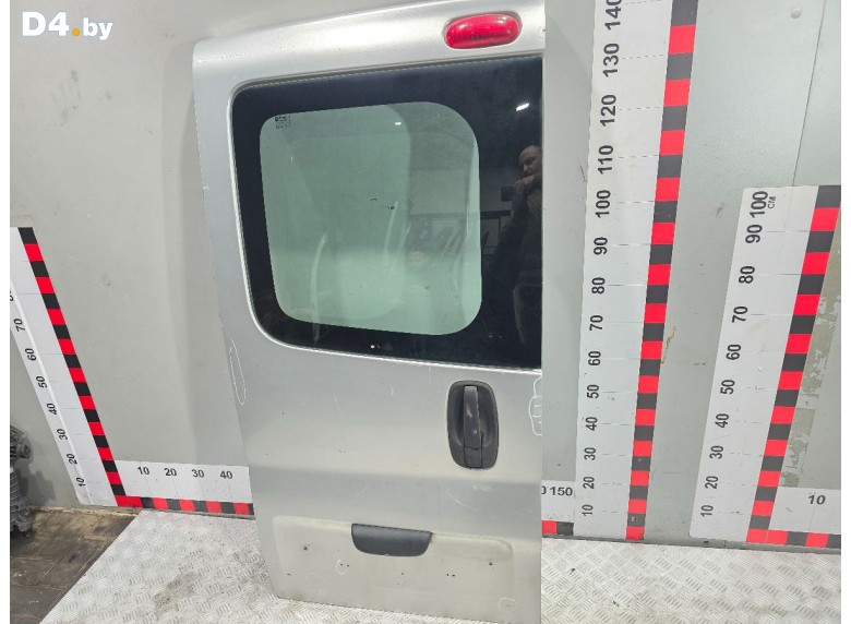 Замок двери задней левой к Opel Vivaro undefined г.