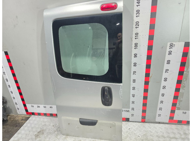 Замок двери задней левой к Renault Trafic, 2004г.