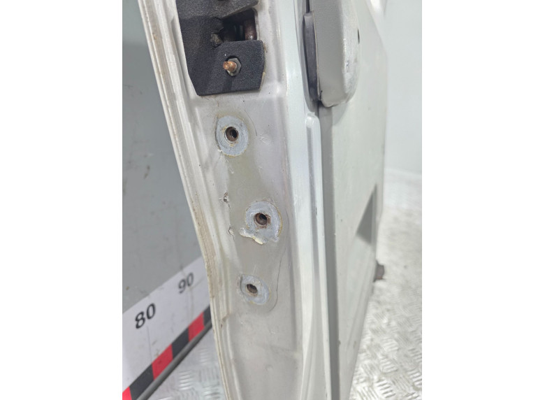 Дверь задняя распашная правая к Opel Vivaro, 2004г.