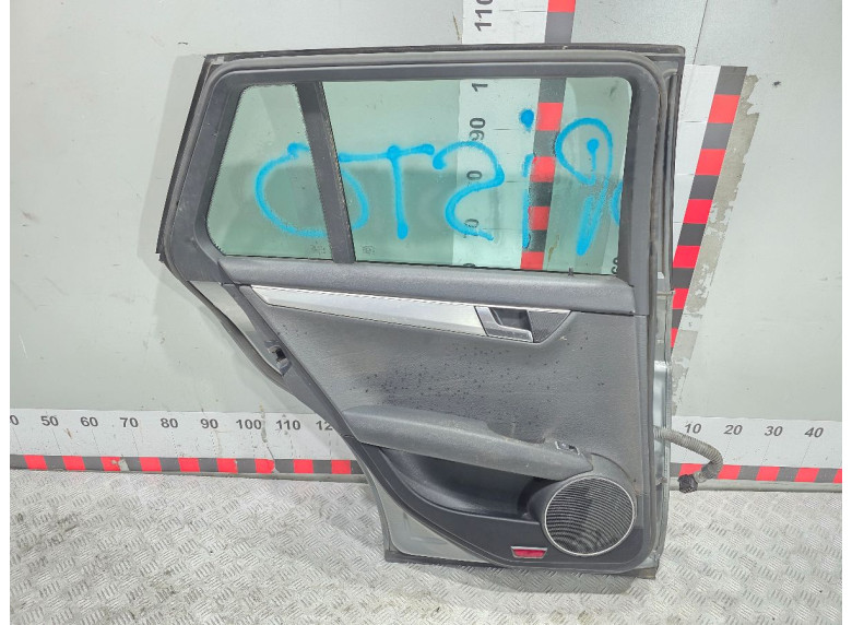 Дверь задняя левая к Mercedes C W204, 2012г.