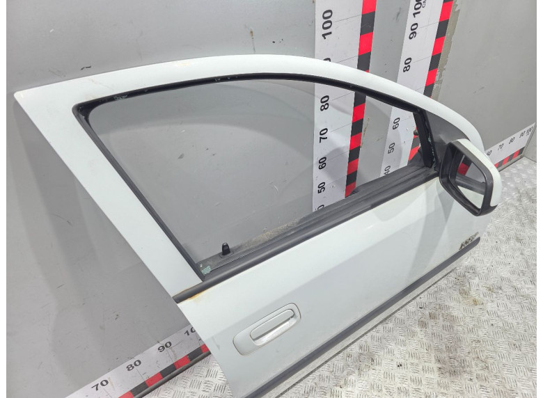 Дверь передняя правая к Opel Astra, 2000г.