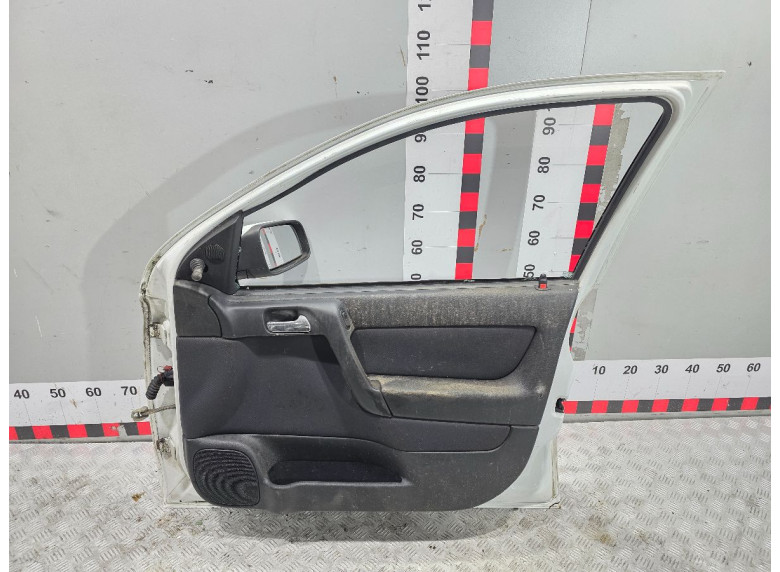Дверь передняя правая к Opel Astra, 2000г.