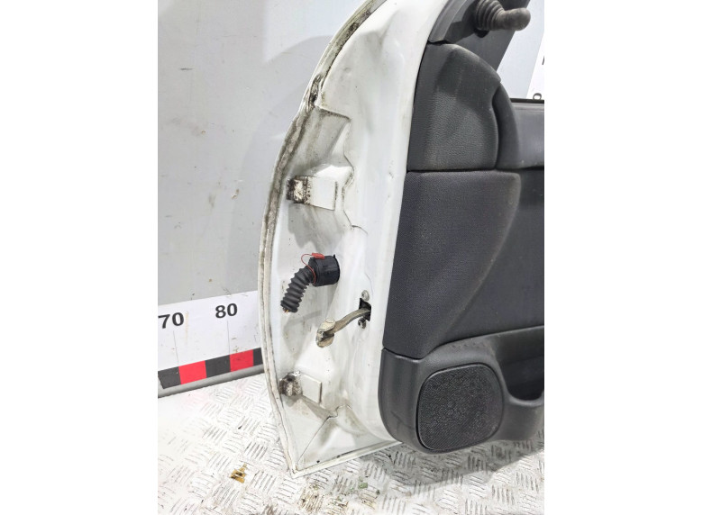 Дверь передняя правая к Opel Astra, 2000г.
