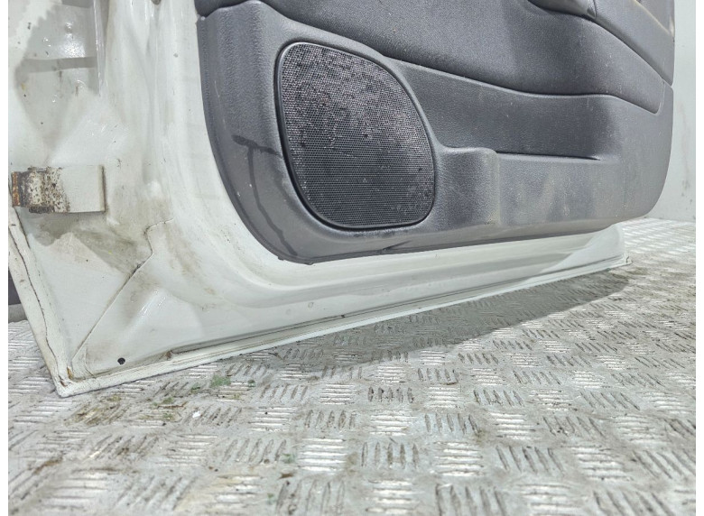 Дверь передняя правая к Opel Astra, 2000г.