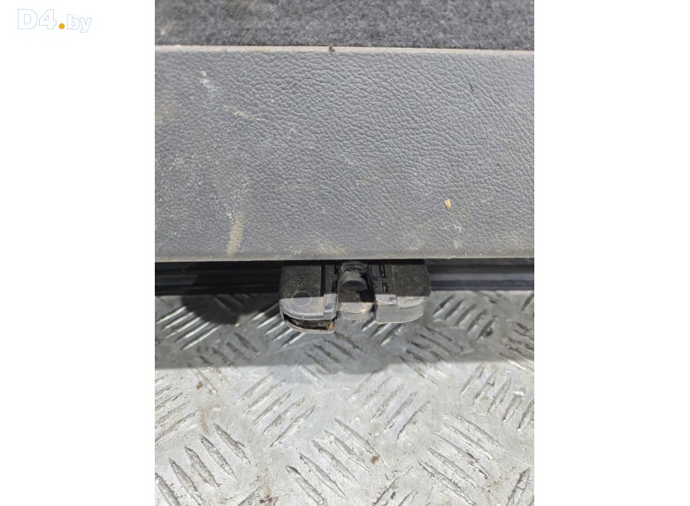 Замок багажника к Volkswagen Touareg undefined г.