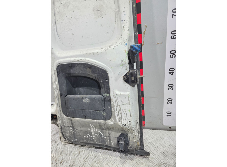 Дверь задняя распашная правая к Citroen Berlingo, 2010г.