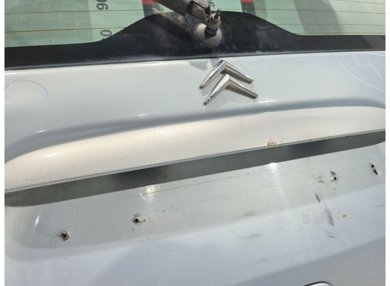 Накладка подсветки номера к Накладка подсветки номера к Citroen Berlingo undefined г. Partner