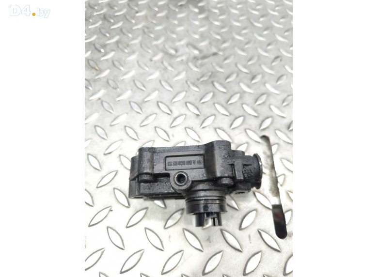 Насос топливоподкачивающий ТНВД к Mercedes CW203 undefined г.