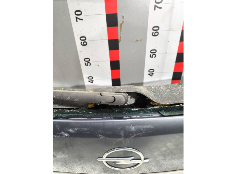 Моторчик заднего стеклоочистителя (дворника) к Opel Astra, 2005г.