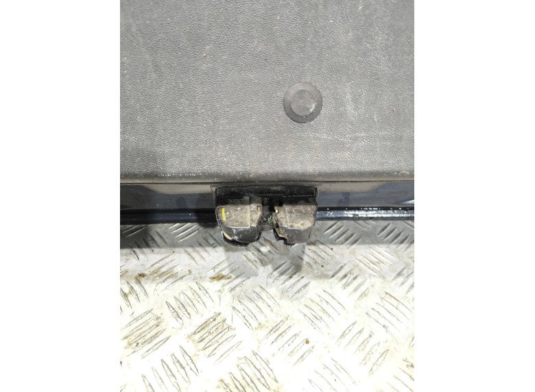 Замок багажника к Opel Astra, 2005г.