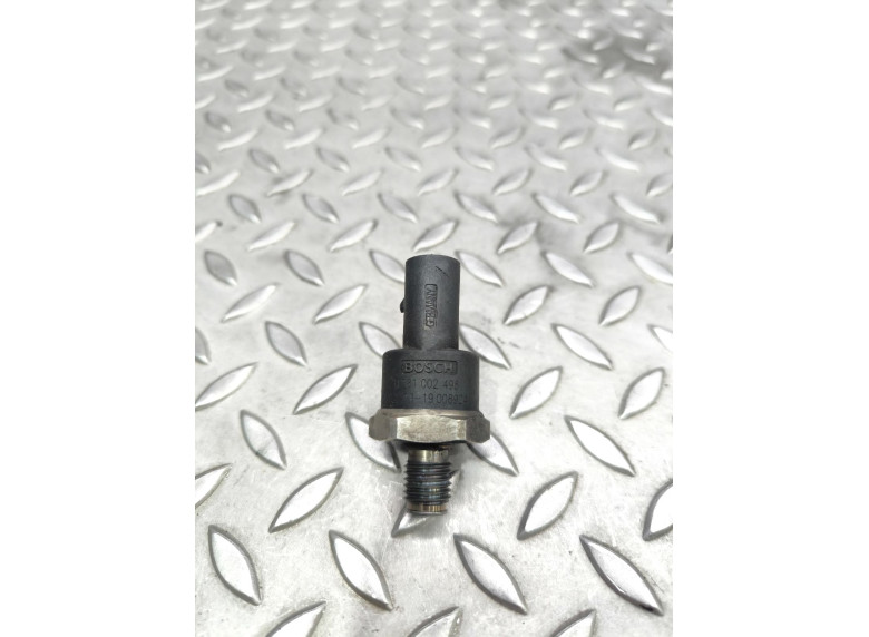 Датчик давления топлива к Mercedes C W203, 2002г.