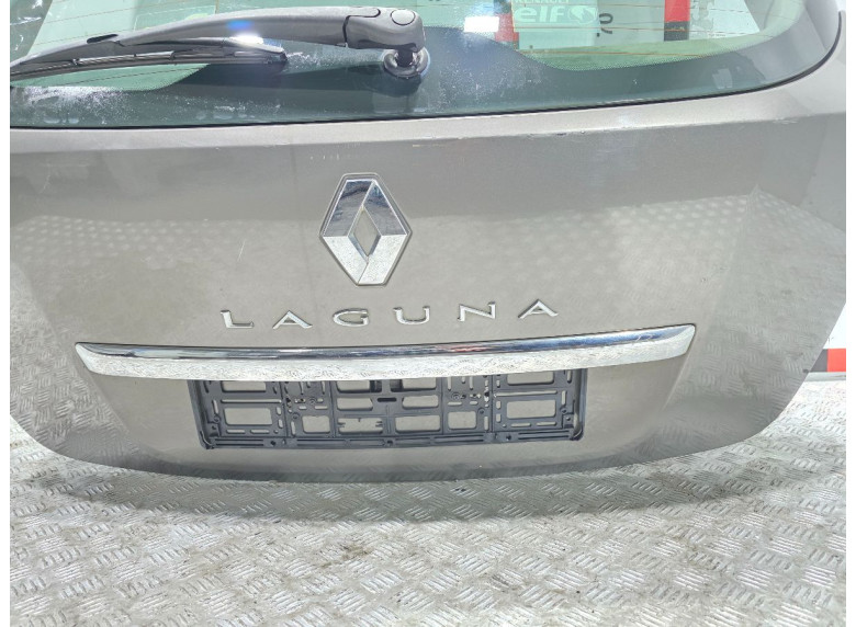 Накладка подсветки номера к Renault Laguna, 2010г.