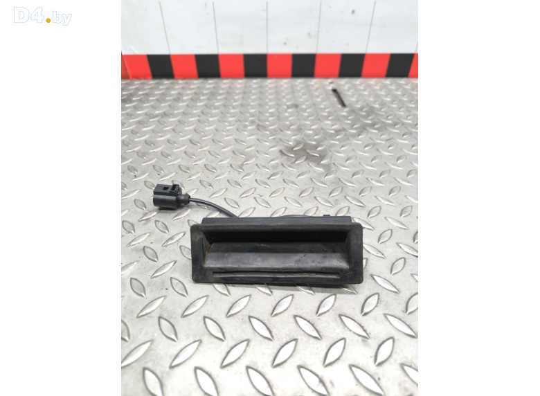 Кнопка открытия багажника к Volkswagen Bora undefined г.