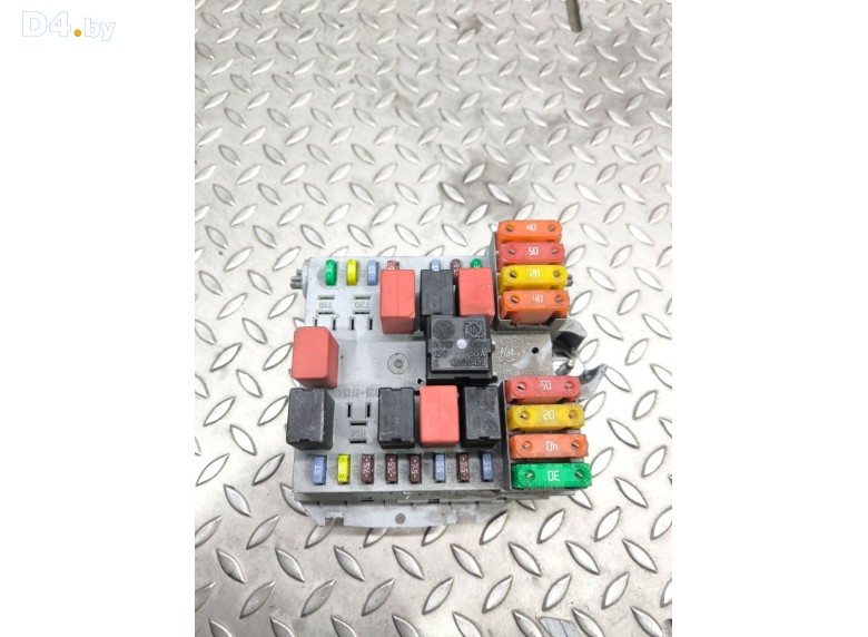 Блок предохранителей к Peugeot Boxer undefined г.