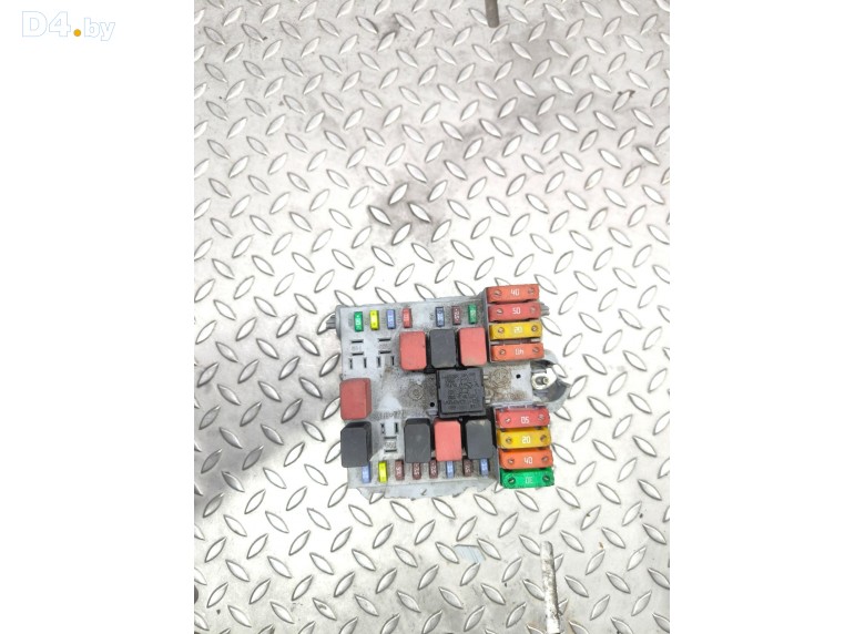 Блок предохранителей к Peugeot Boxer undefined г.