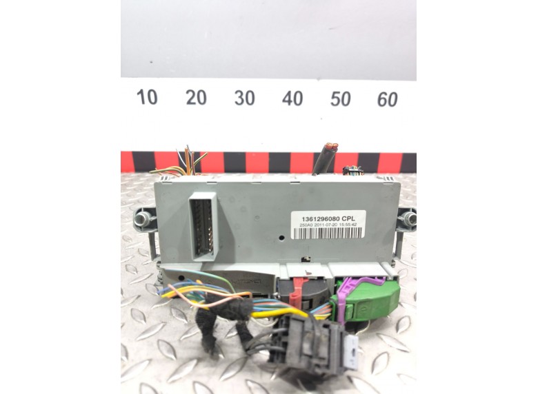 Блок предохранителей к Peugeot Boxer