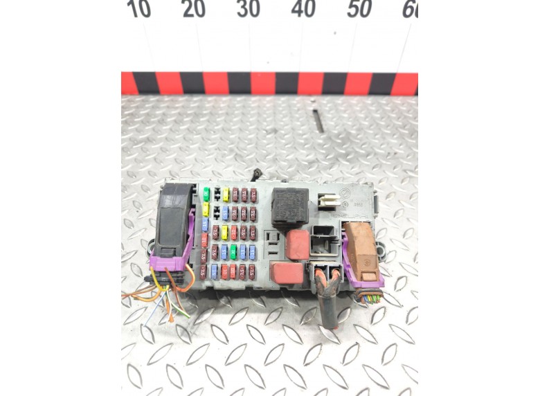 Блок предохранителей к Блок предохранителей к Peugeot Boxer undefined г. Boxer