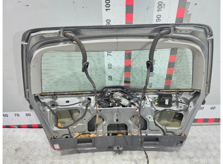Крышка багажника (дверь 3-5) к Mercedes C W204, 2012г.
