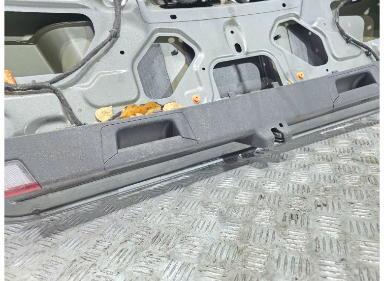 Крышка багажника (дверь 3-5) к Mercedes C W204, 2012г.
