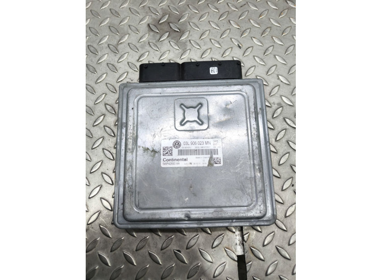 Блок управления двигателем к Volkswagen Golf, 2011г.