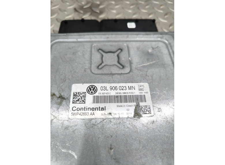 Блок управления двигателем к Volkswagen Golf, 2011г.